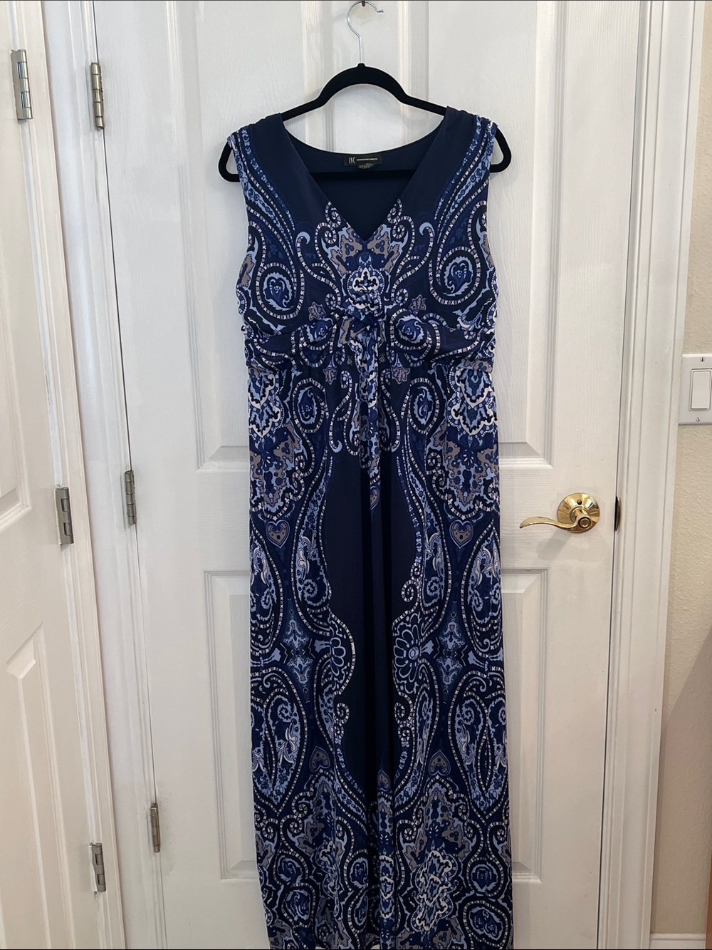 Navy Paisley V-Neck Maxi Dress
